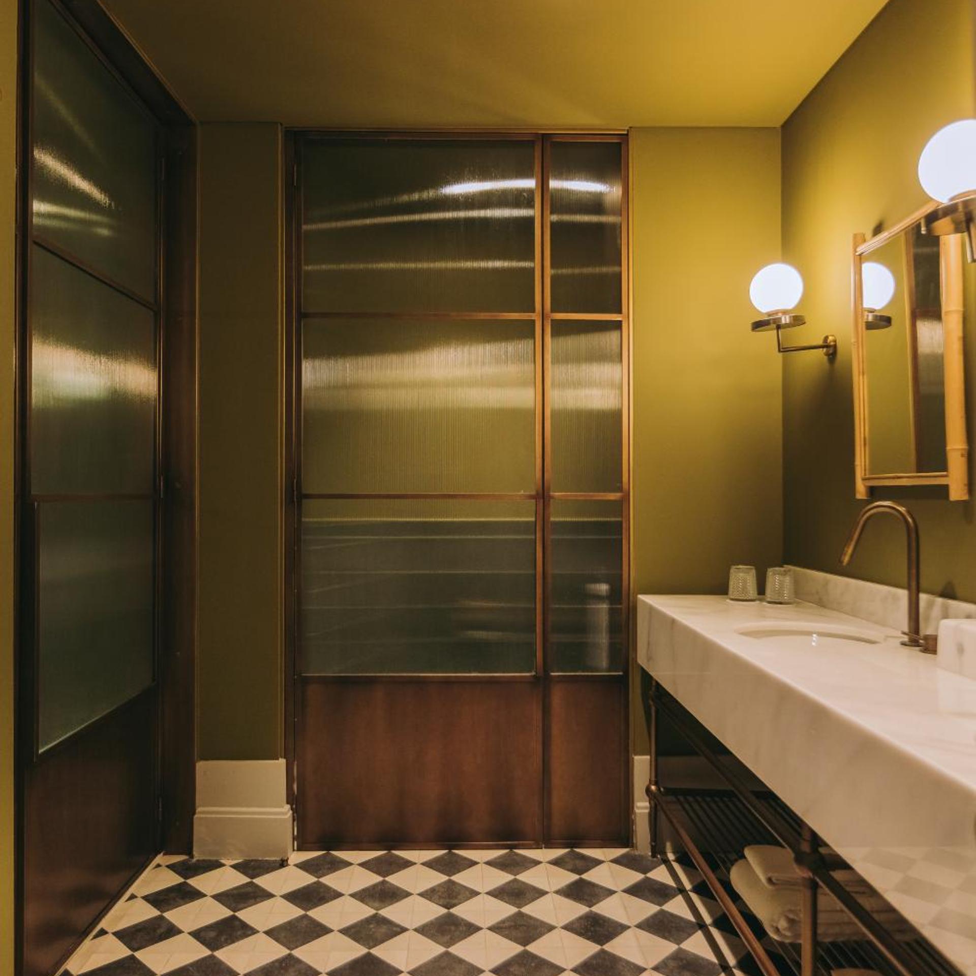 Superior, Suite, King Bed