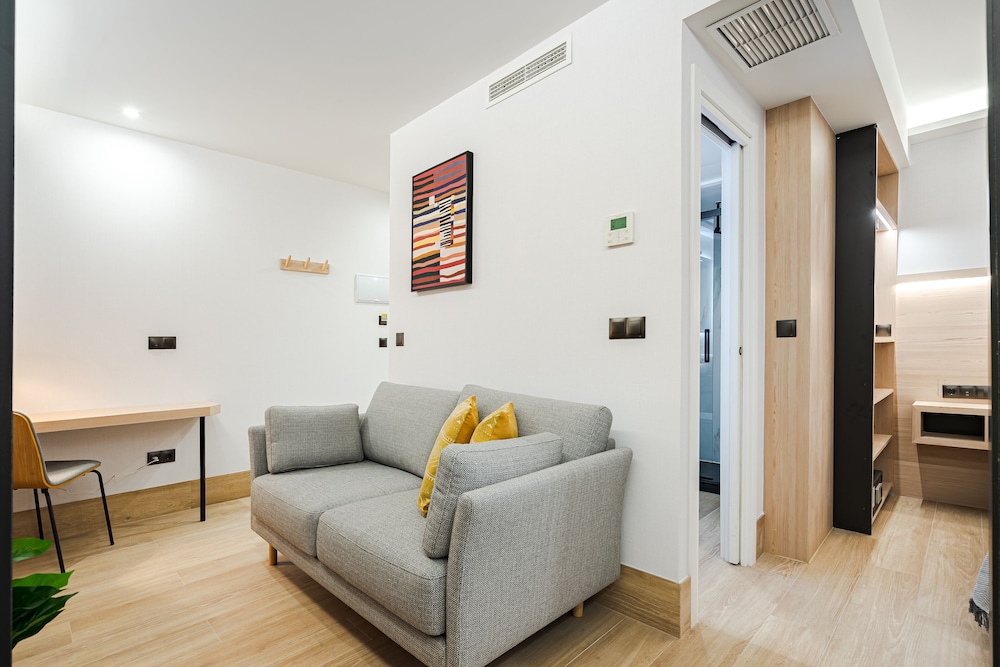 Feelathome Ventas Suites 26/50