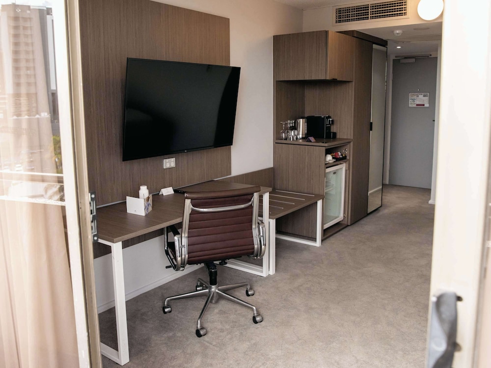 Mercure Brisbane Spring Hill 50/61