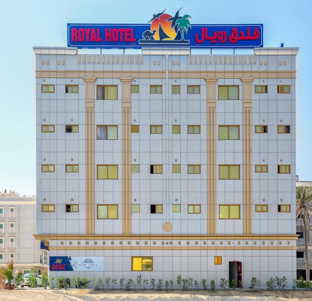 Royal Hotel Sharjah 1/24