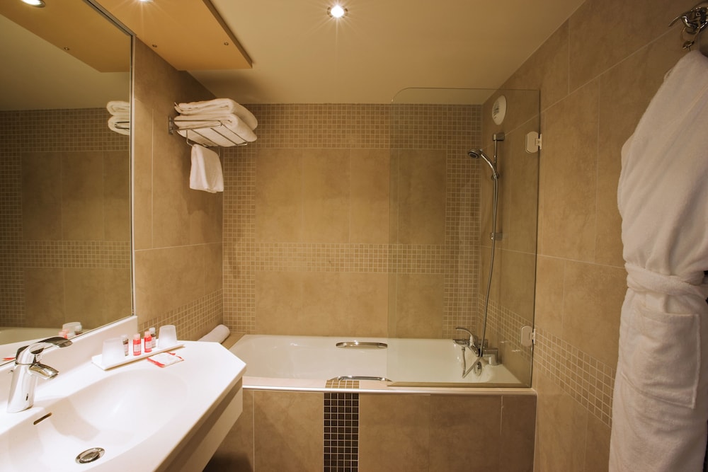 غرفة سوبيريور بسرير مزدوج، Hotel Lyon Metropole 2/2
