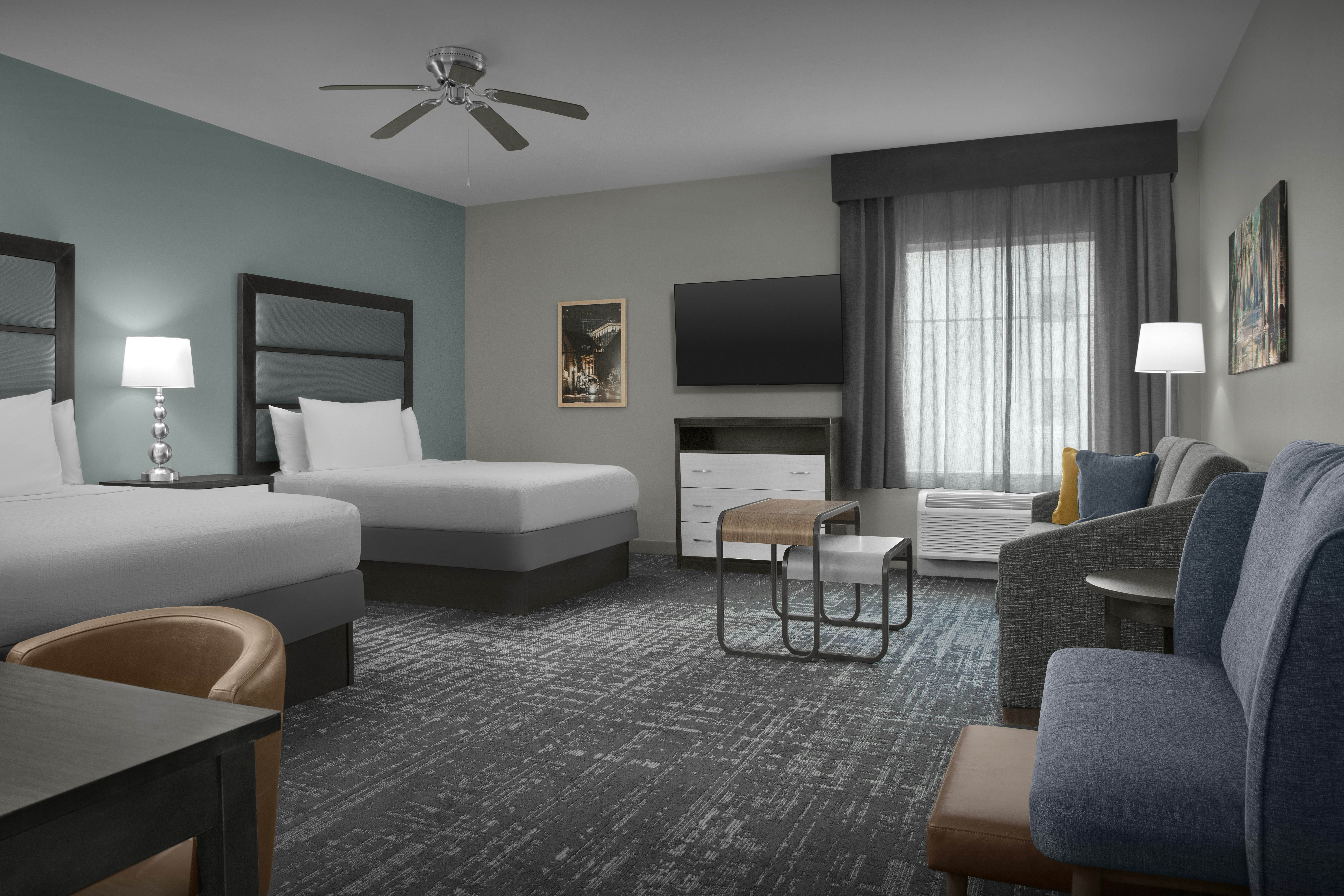 STUDIO, 2 QUEEN BEDS
