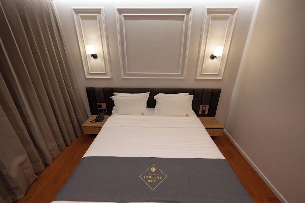 Airport Holiday Hotel 34/50