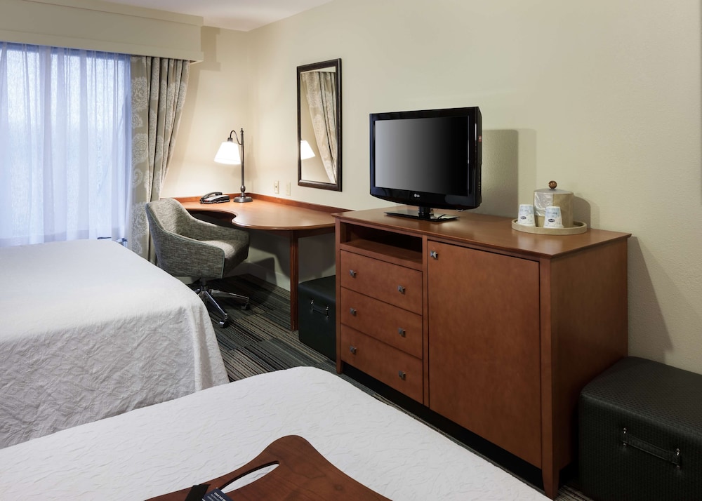 Hampton Inn Suites Davenport 40/41