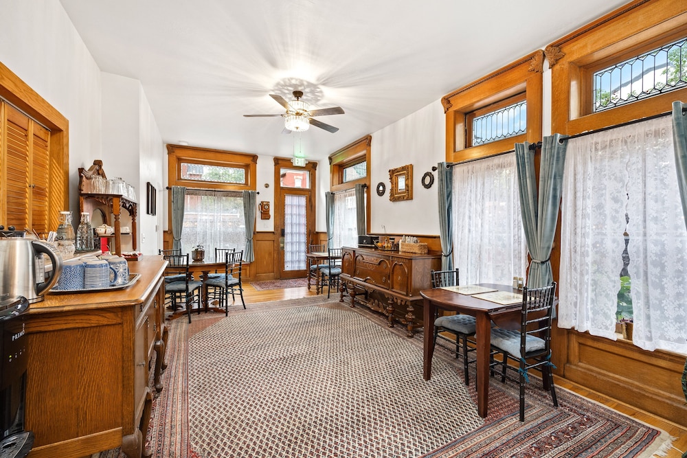 The Adagio Bed and Breakfast 35/50