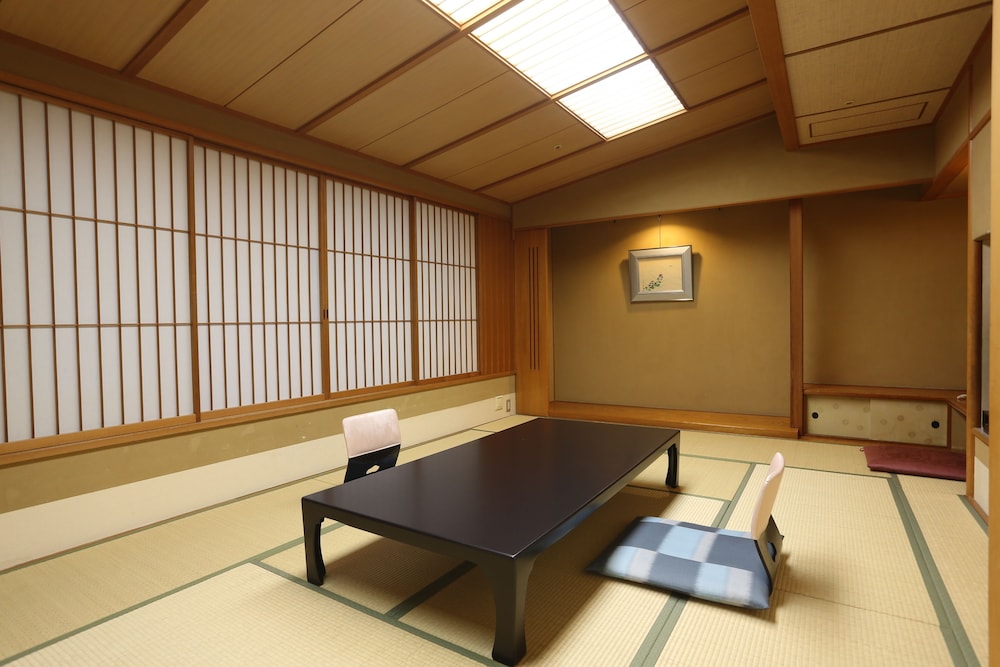 Tamatsukuri Grand Hotel Choseikaku 37/48