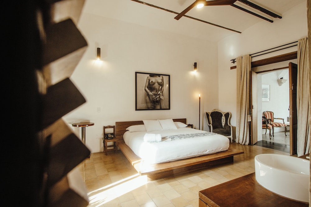 Hotel Sin Nombre 18/50