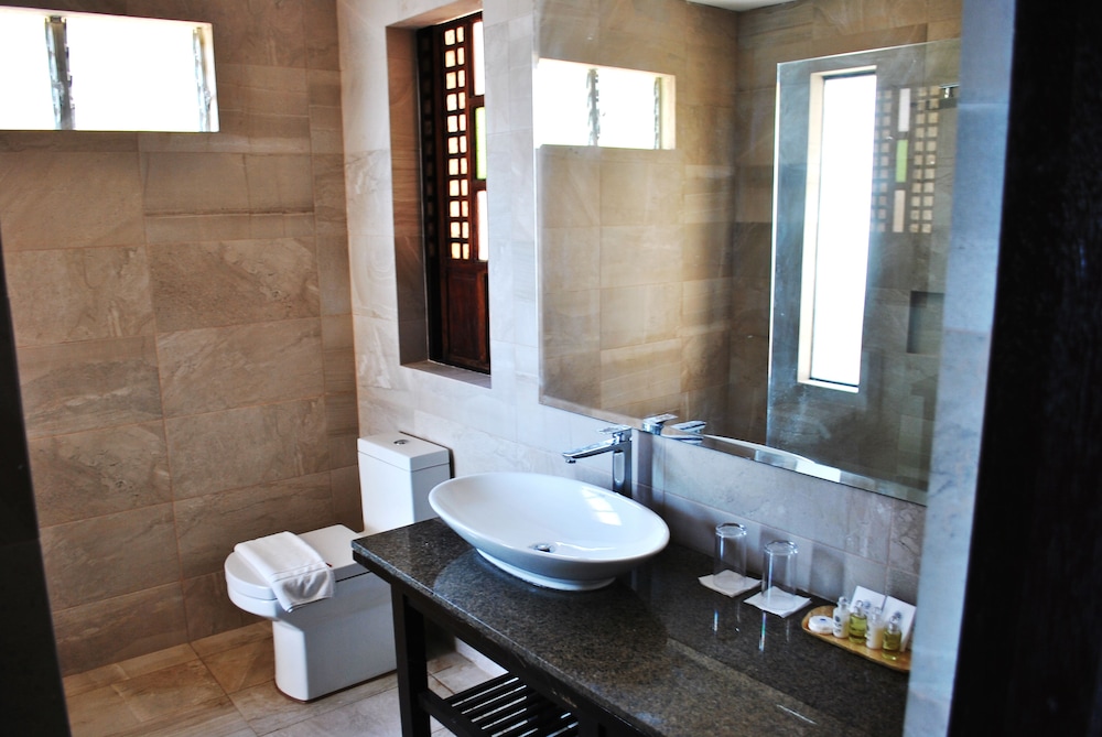 Altamare Dive and Leisure Resort Anilao 49/49