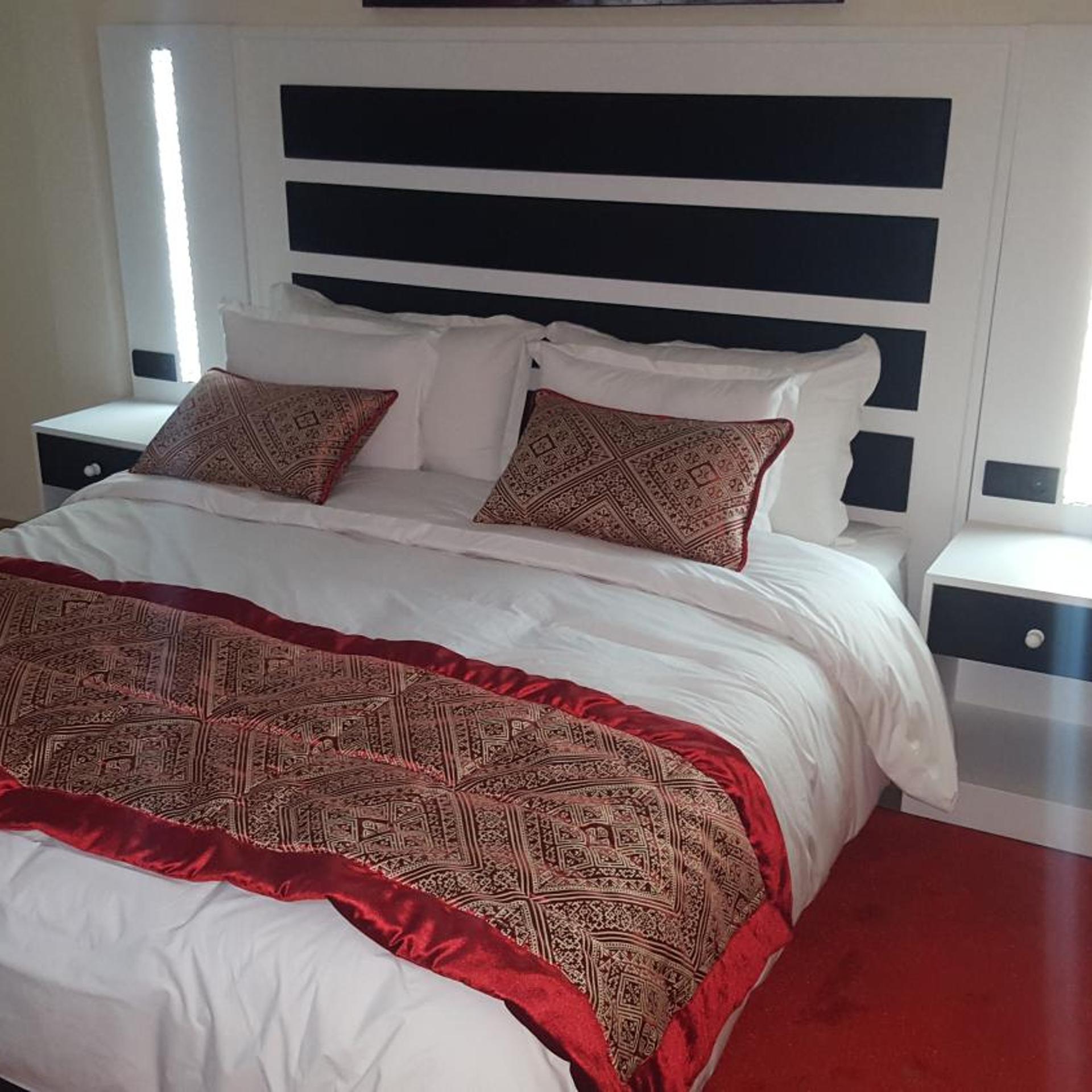 Room, Double Bed