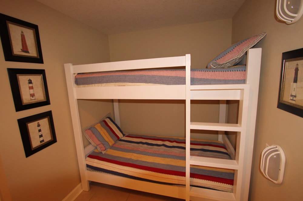 Grand Panama Beach Resort by Emerald View Resorts 33/77