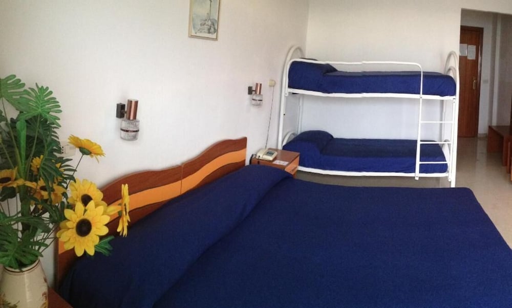 Hotel Germania 10/50