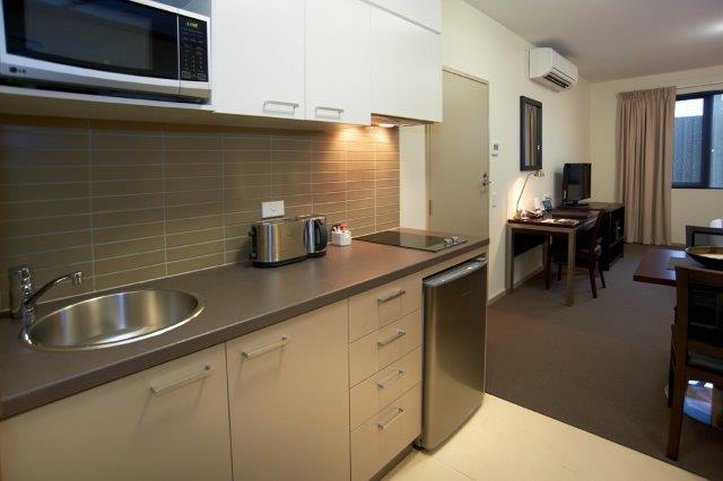 Quest Moorabbin 10/56
