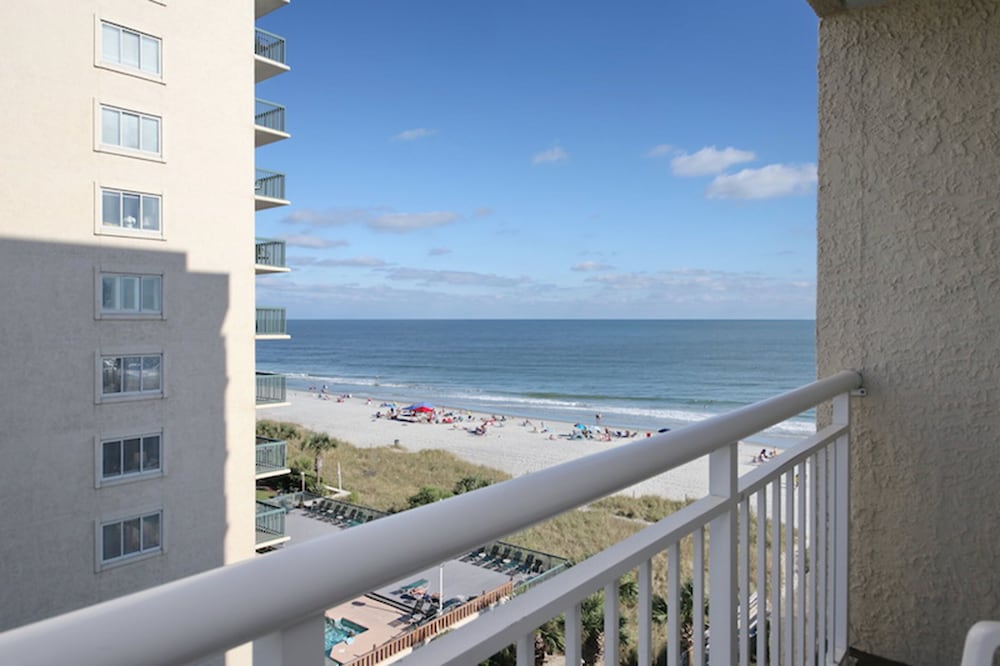 Ocean Drive Beach Golf Resort 12/64