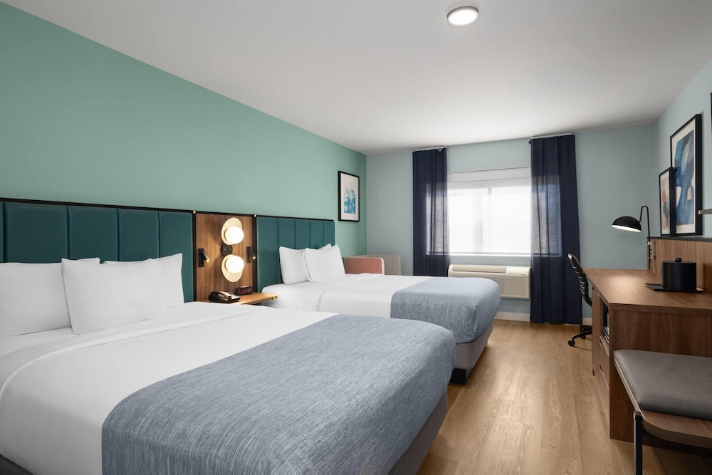 Wingate by Wyndham Farmington NM 25/59