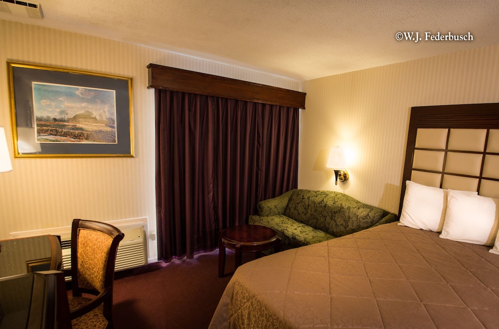 Wintergreen Hotel & Conference Center 11/49