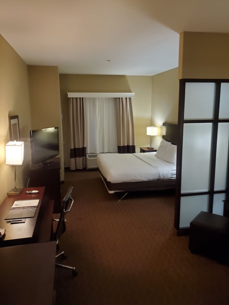 Comfort Suites Blythe, CA 16/49