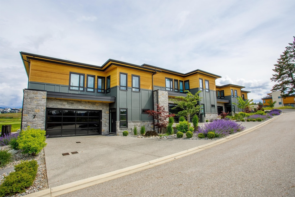 Predator Ridge Resort 5/67
