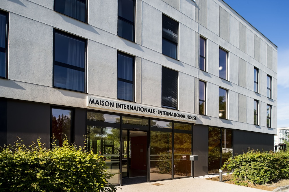 Adonis Dijon Maison Internationale 7/59