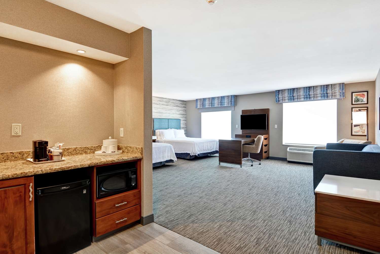 STUDIO, SUITE, 2 QUEEN BEDS, SOFA