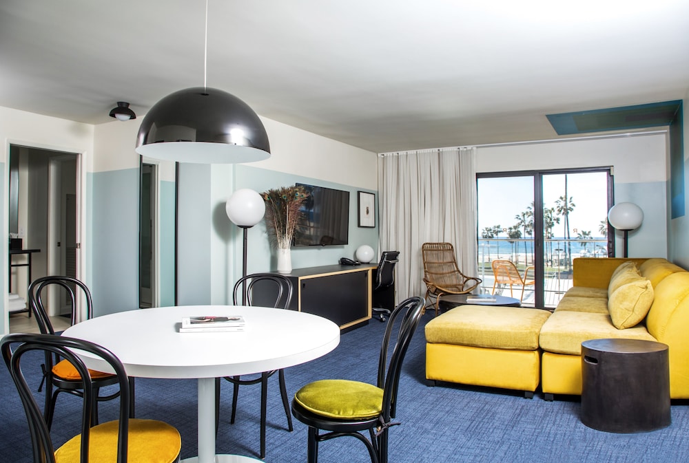Hotel Erwin 57/83