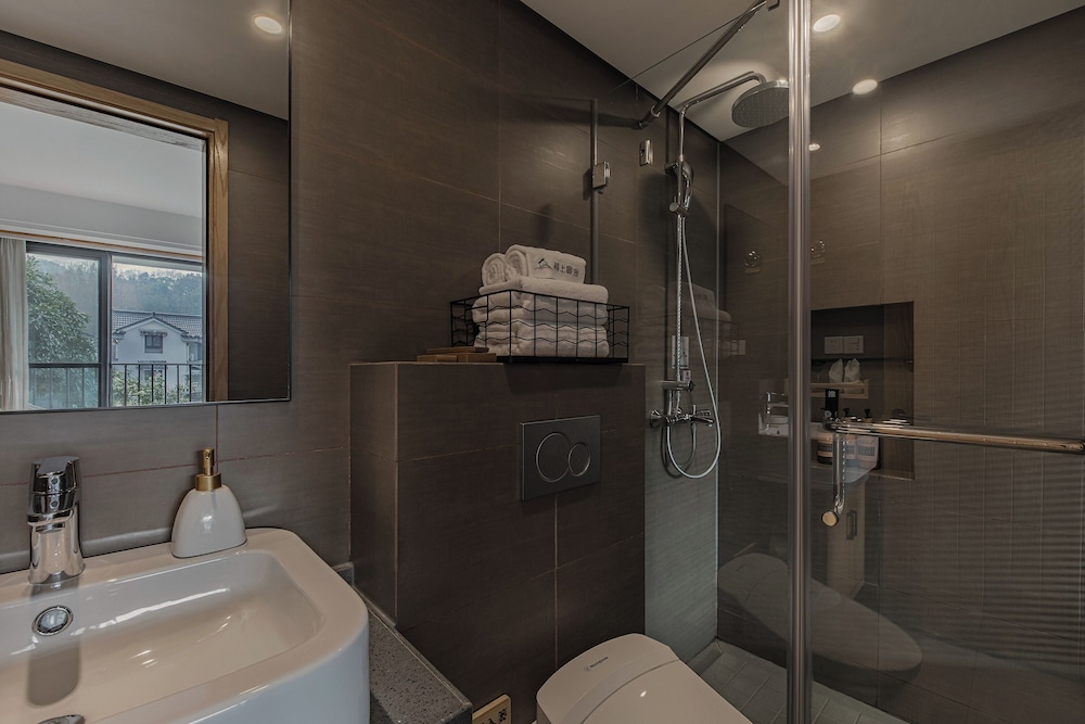 Yueshang Yunshe Boutique Hotel 66/71