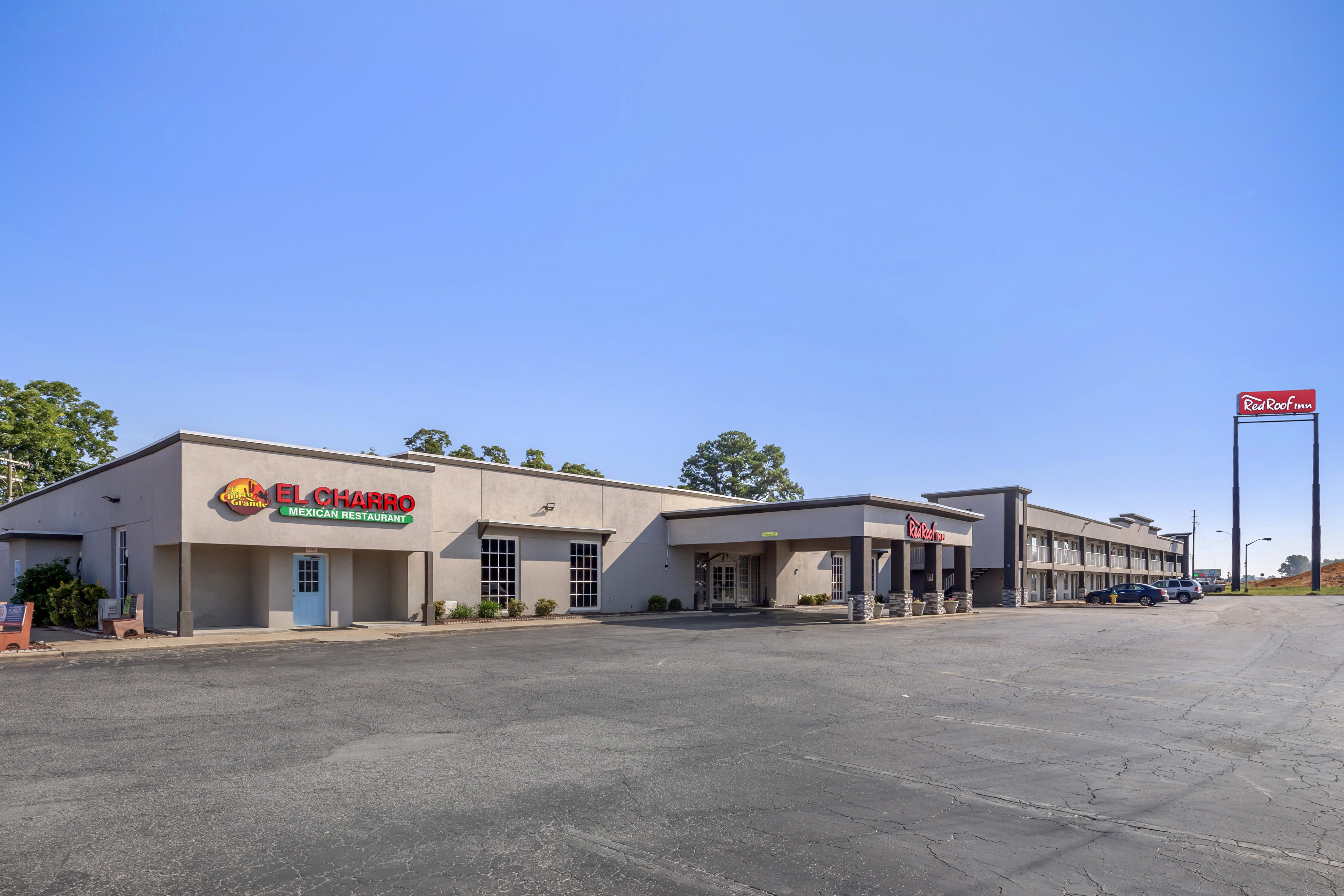 Hotel Dunn, NC 33/36