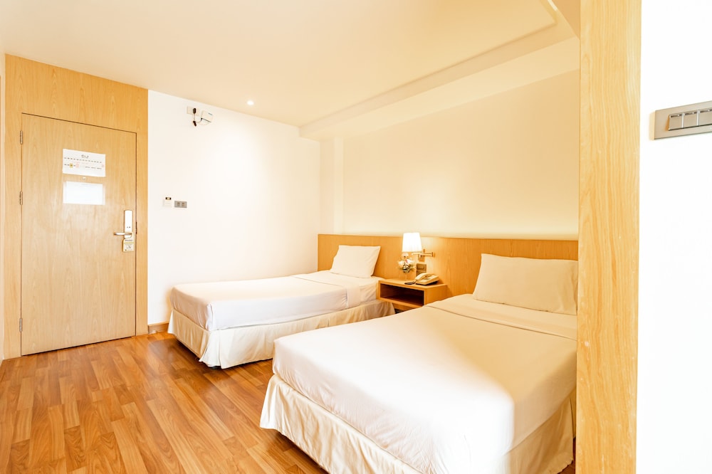 Viva Hotel Songkhla 35/66