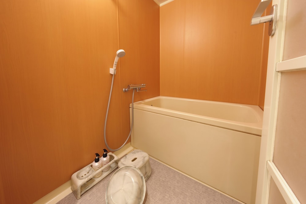 غرفة يابانية بفرشتي فوتون، Tsuetate Kanko Hotel Hizenya 2/2