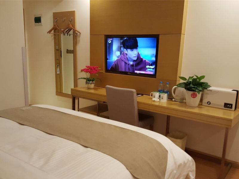 GreenTree Inn Tianjin Hexi Olympic Sports Center Cancer Hospital subway station Express Hotel 6/19