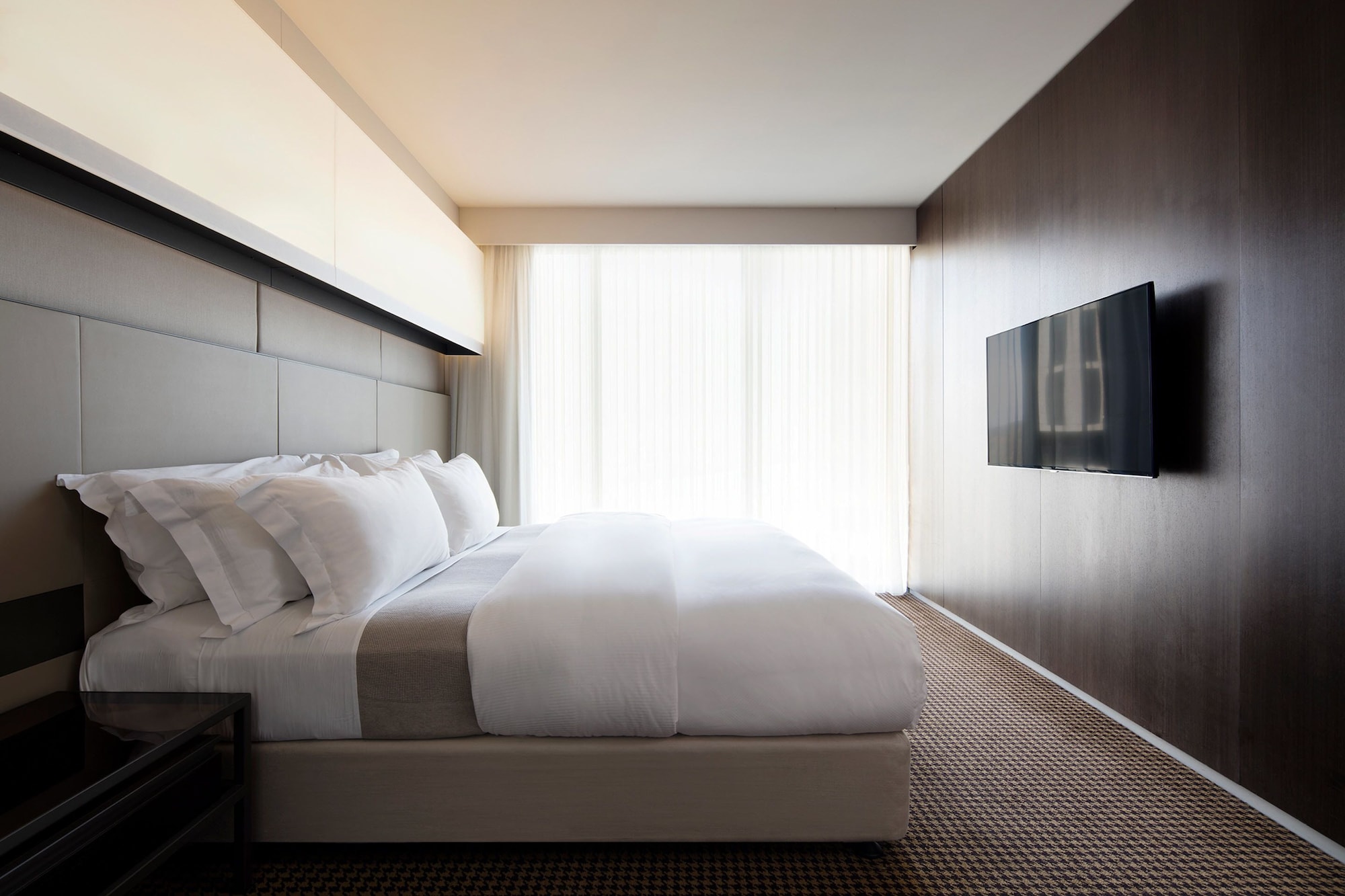 2 BEDROOMS, ATRIUM, RESIDENCE