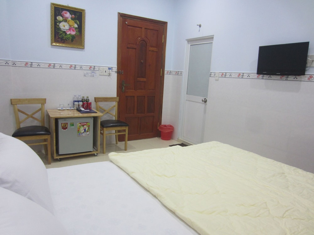 Ngan Giang Guest House 12/65