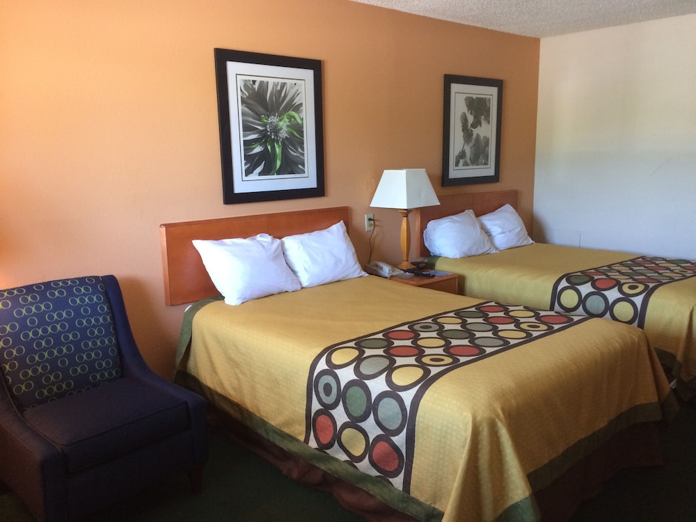 WestSpring Inn - Westlake Cleveland 10/36