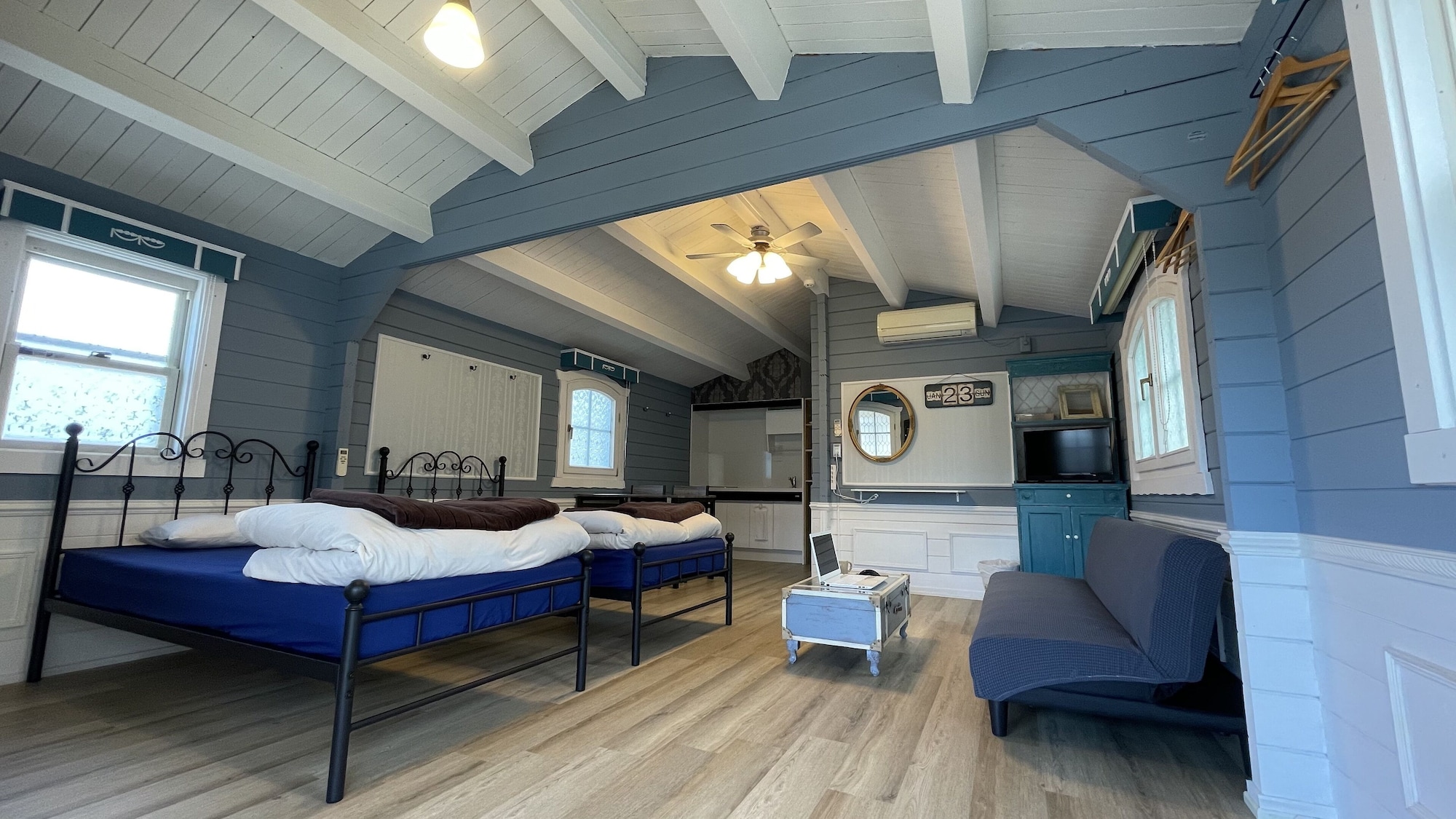 Type C, Cottage, Twin Beds, Sofa