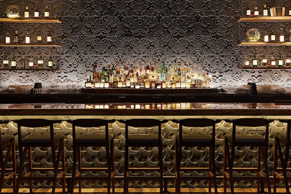 The Godfrey Hotel Boston 63/64