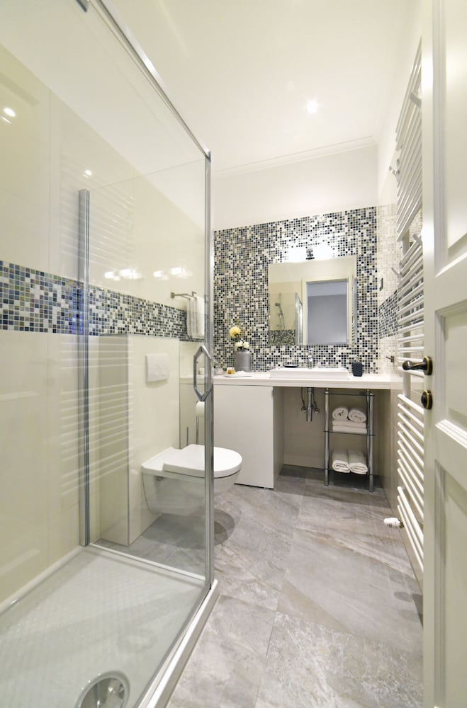 Markiz Luxury Apartments 37/37