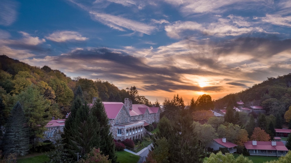 Mountain Lake Lodge 15/17