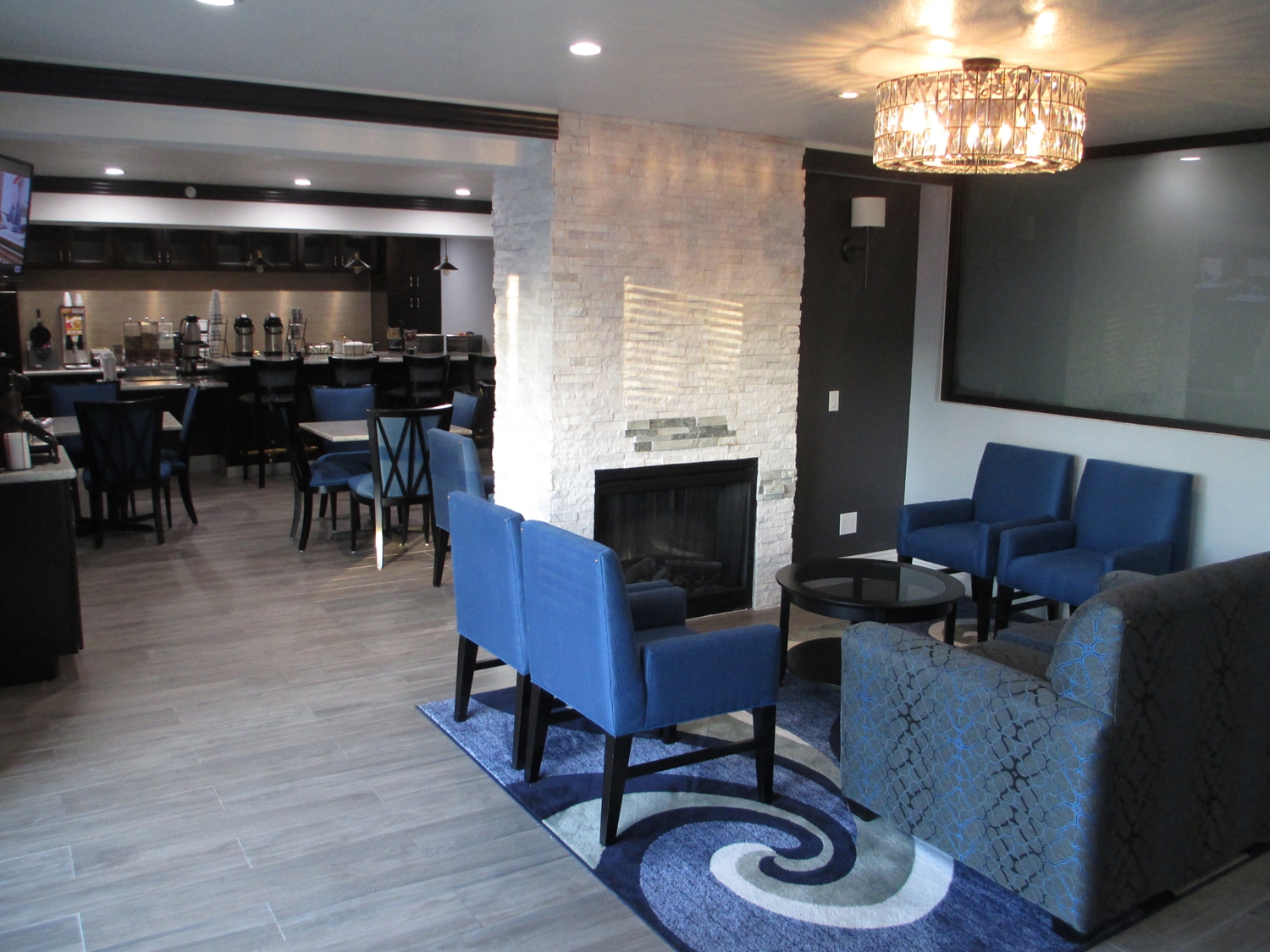 Best Western Plus Diamond Valley Inn 8/13