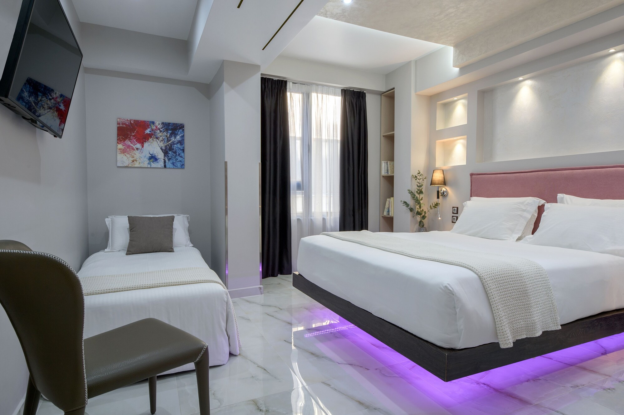 SUPERIOR, DOUBLE BED