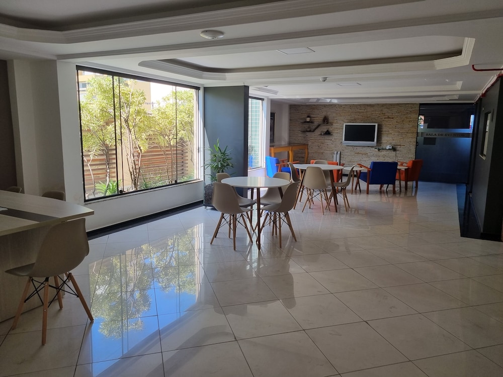 Ferraz Hotel 43/65