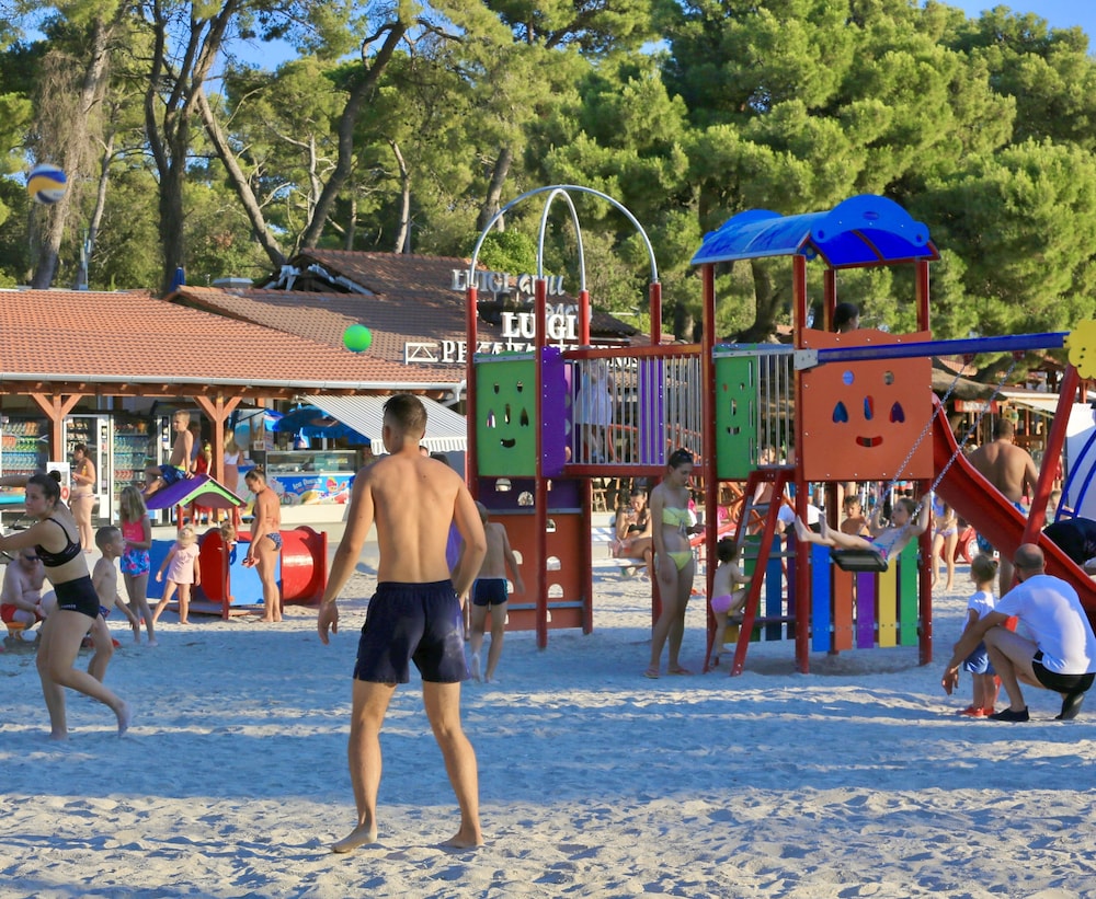 Hotel Kornati Biograd 34/42