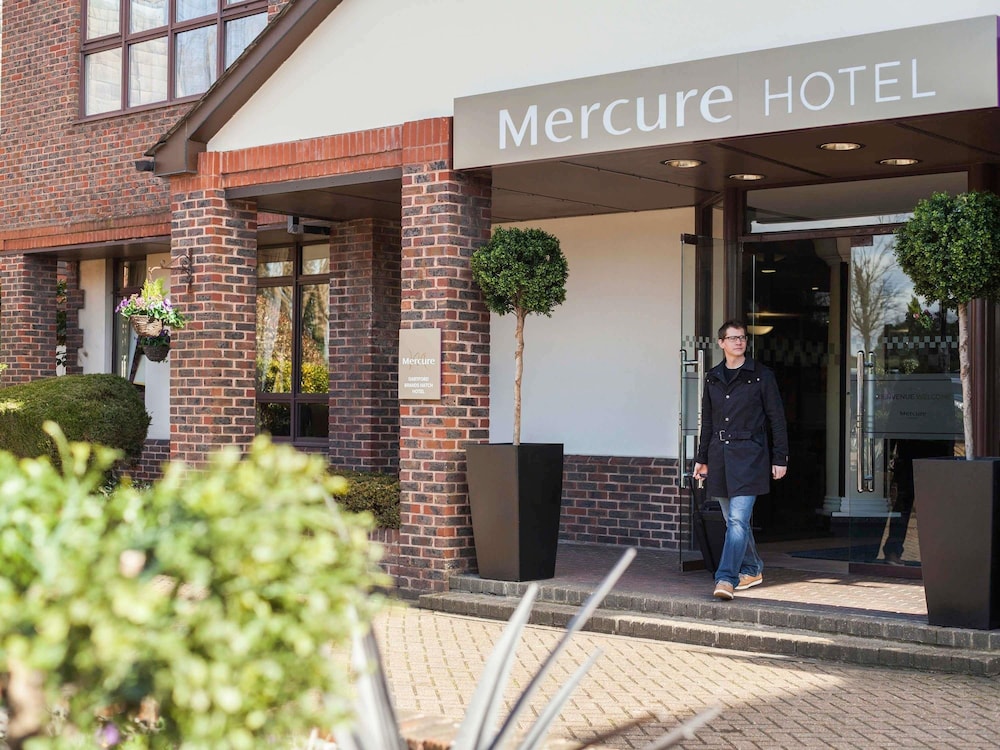 Mercure Dartford Brands Hatch Hotel & Spa 4/50