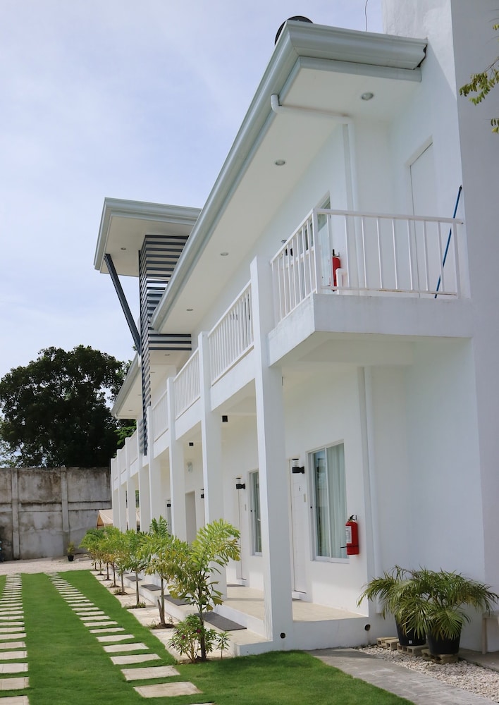 Seascape Resort Oslob 4/66