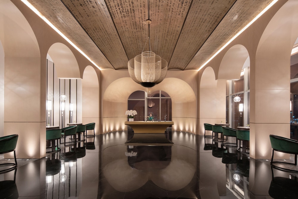 Grand Bay Hotel Chengdu 34/50