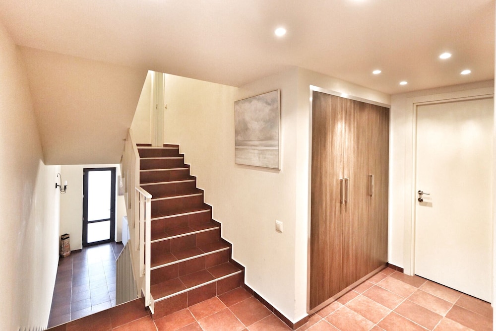 Teghenis Holiday Home 38/57