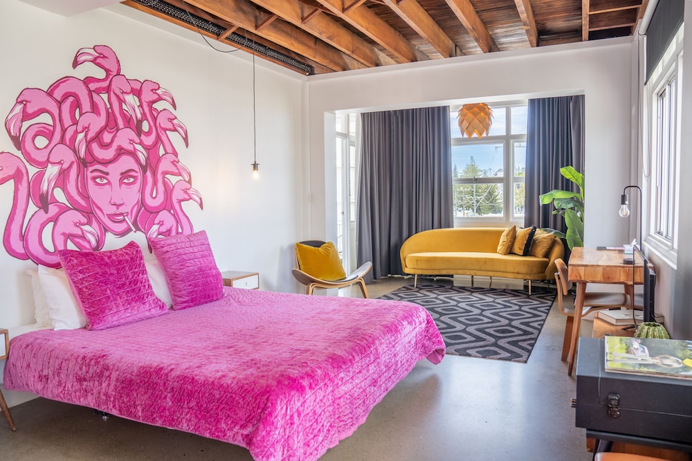 The Pink Hotel Coolangatta 13/50