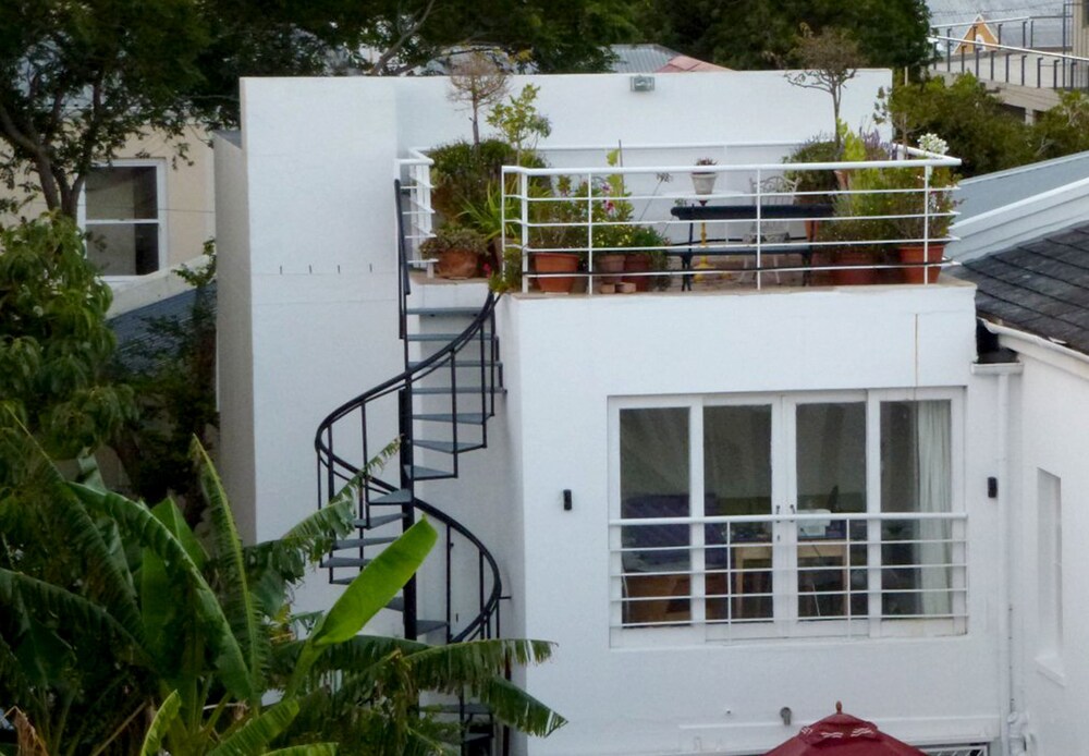 Purple House 4/44