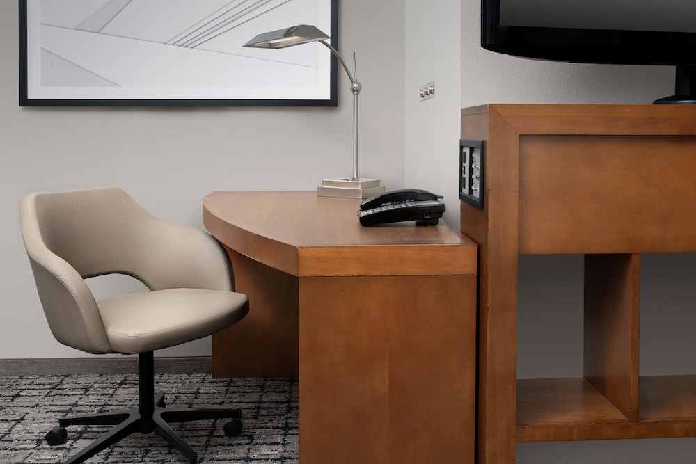HYATT PLACE HOUSTON SUGAR LAND 55/71