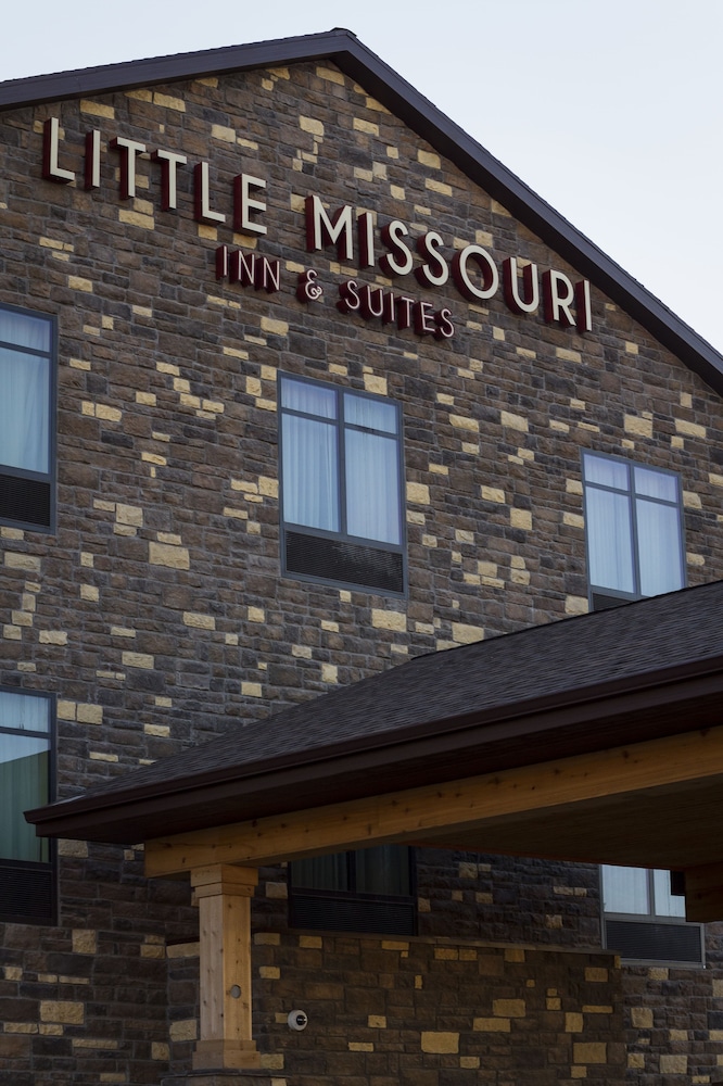 Little Missouri Inn and Suites New Town 2/32