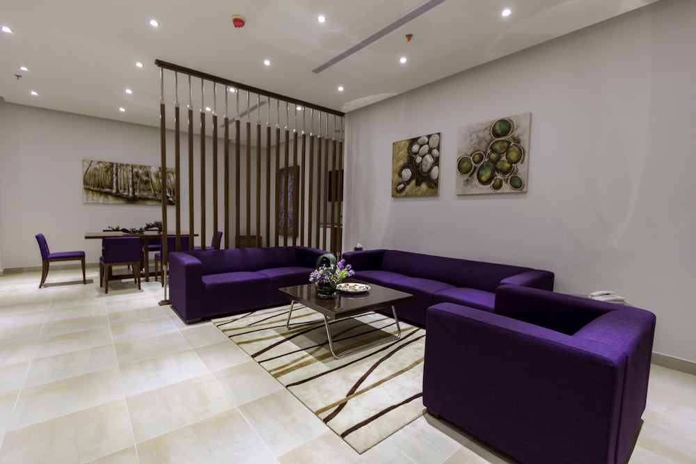 أجنحة كيو جدة باي إيوا(Q Suites Jeddah By Ewa) 23/35