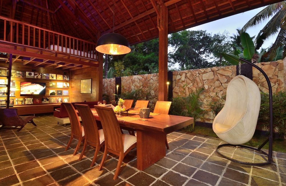 KIES VILLAS LOMBOK 58/67